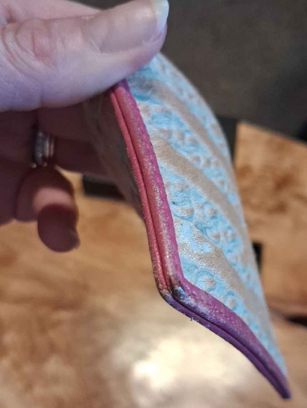 CHANEL Beige Fabric Card Holder with Pink Trim - Picture 5 of 5